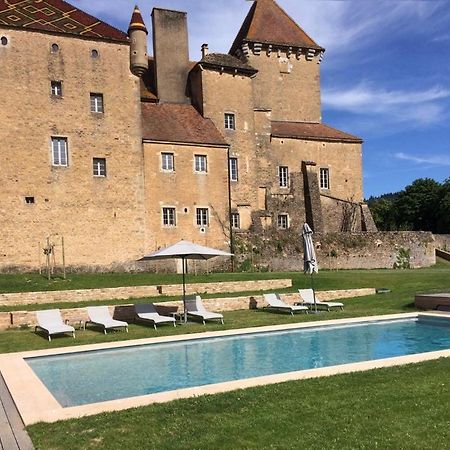 Chateau De Pierreclos 외부 사진